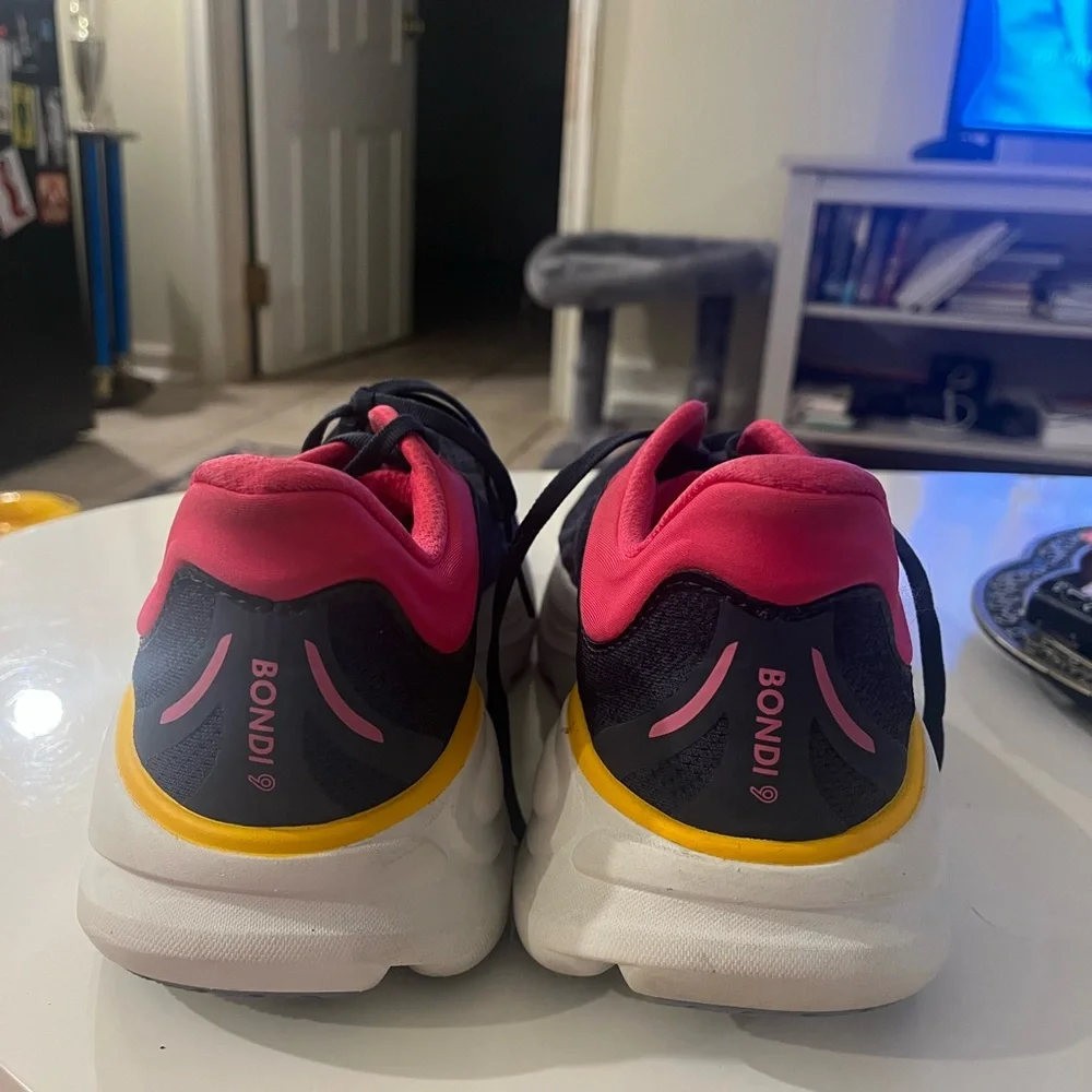 HOKA Women's size 11 Running Shoes - Navy and Pink - Picture 3 of 4